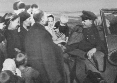 Встреча с земляками в дни освобождения Загорья. Сентябрь, 1943 г.